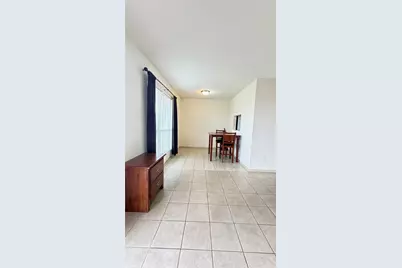 10802 Kingspoint Road, Houston, TX 77075 - Photo 7