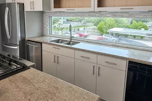 6014 Fairdale Ln, Houston, TX 77057 - Photo 9