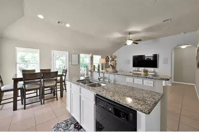 115 Knollbrook Circle, Montgomery, TX 77316 - Photo 9