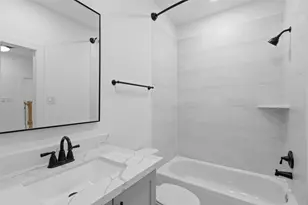 714 W Donovan St, Houston, TX 77091 - Photo 17