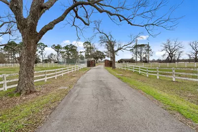 2935 W Fm 1462, Rosharon, TX 77583 - Photo 5
