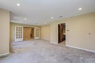 1002 Warwick St, Eagle Lake, TX 77434 - Photo 9