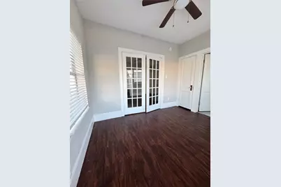 905 Oakhurst Street, Houston, TX 77023 - Photo 7