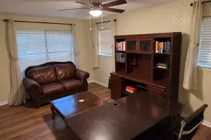 6221 N 16th St, McAllen, TX 78504 - Photo 11