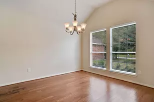 27645 Fairhope Meadow Ln, Kingwood, TX 77339 - Photo 5