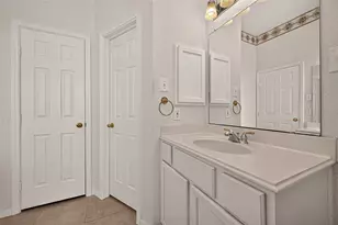 8914 Wheatland Dr, Houston, TX 77064 - Photo 37
