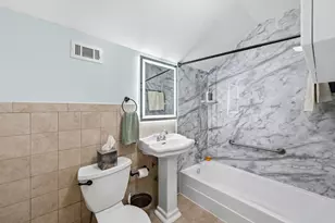 5711 Cerritos Dr, Houston, TX 77035 - Photo 21