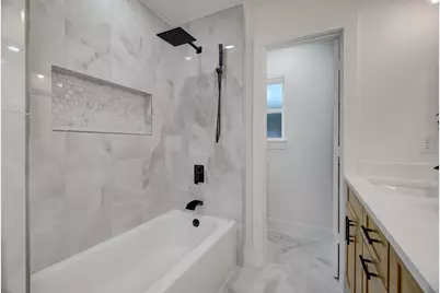 5822 Birchmont Drive, Houston, TX 77092 - Photo 33