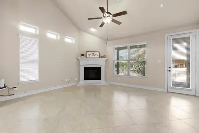 9034 Centennial Drive, Conroe, TX 77384 - Photo 15