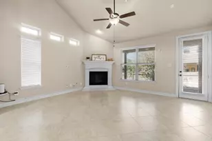 9034 Centennial Dr, Conroe, TX 77384 - Photo 15