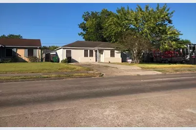 3349 Airport Boulevard, Houston, TX 77051 - Photo 1