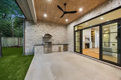 7719 Bryonwood Drive, Houston, TX 77055 - Photo 37