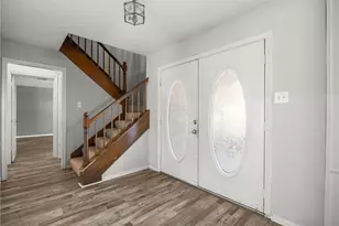 4010 Garden Lake Dr, Houston, TX 77339 - Photo 15