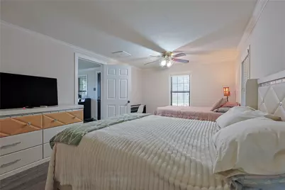 2410 Harris, Baytown, TX 77521 - Photo 11