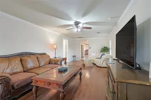 2410 Harris, Baytown, TX 77521 - Photo 5