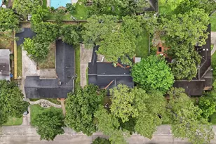 215 Whispering Oaks Dr, Seabrook, TX 77586 - Photo 25