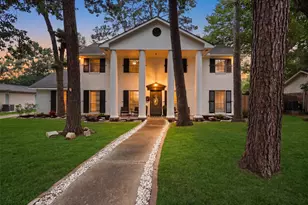 215 Whispering Oaks Dr, Seabrook, TX 77586 - Photo 1