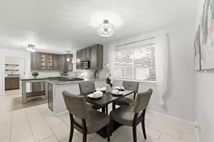 215 Whispering Oaks Dr, Seabrook, TX 77586 - Photo 9