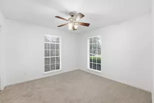 215 Whispering Oaks Dr, Seabrook, TX 77586 - Photo 19