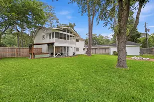 215 Whispering Oaks Dr, Seabrook, TX 77586 - Photo 25