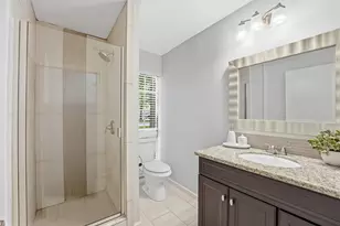 215 Whispering Oaks Dr, Seabrook, TX 77586 - Photo 19