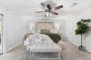 215 Whispering Oaks Dr, Seabrook, TX 77586 - Photo 11