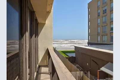 15002 Windward Drive #207, Corpus Christi, TX 78418 - Photo 5
