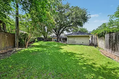 5623 Overbrook Lane, Houston, TX 77056 - Photo 23