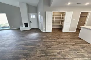 10846 Kirktown Dr, Houston, TX 77089 - Photo 3