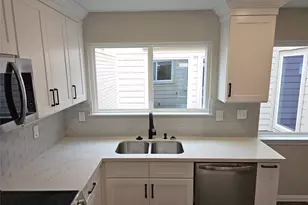 10846 Kirktown Dr, Houston, TX 77089 - Photo 7