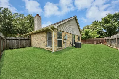 17011 Dusty Mill Drive W, Sugar Land, TX 77498 - Photo 27