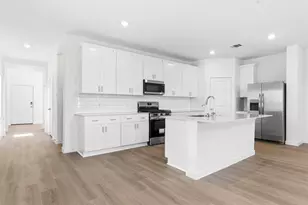 1706 Zander Ct, Alvin, TX 77511 - Photo 3
