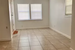 5711 FM 2004, Hitchcock, TX 77563 - Photo 17