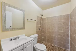 1107 Defender St, Houston, TX 77029 - Photo 23