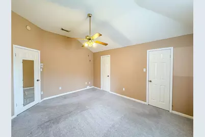 6835 Haven Creek Drive, Katy, TX 77449 - Photo 21