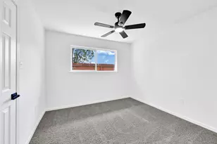 7114 Fox Run Dr, Angleton, TX 77515 - Photo 19