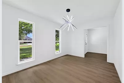 7114 Fox Run Drive, Angleton, TX 77515 - Photo 7