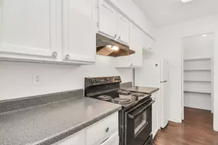 7400 Bellerive Dr, Houston, TX 77036 - Photo 11