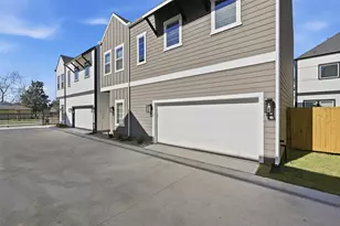 9912 Clark Rd, Houston, TX 77076 - Photo 1