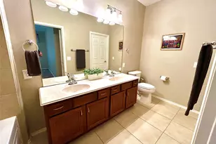 13600 Breton Ridge St, Houston, TX 77070 - Photo 23