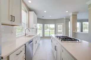 10906 Castle Peak Dr, Houston, TX 77095 - Photo 7