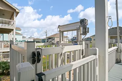 3212 Castle Drive, Crystal Beach, TX 77650 - Photo 39