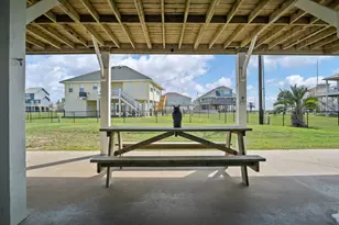 3212 Castle Dr, Crystal Beach, TX 77650 - Photo 47