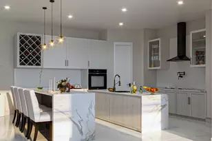 10938 Brookeshire Chase Ln, Houston, TX 77043 - Photo 3