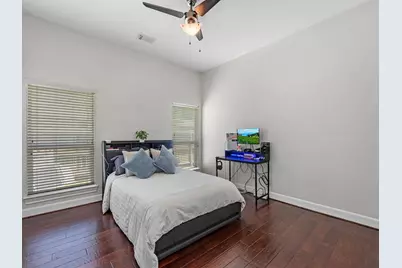 14211 Norhill Pointe Drive, Houston, TX 77044 - Photo 35
