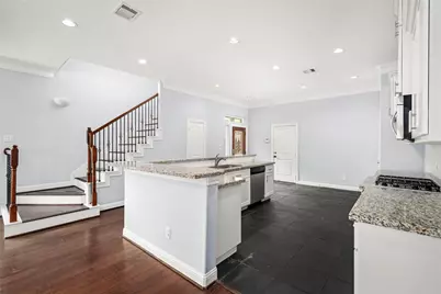 1611 Summer Street #B, Houston, TX 77007 - Photo 9