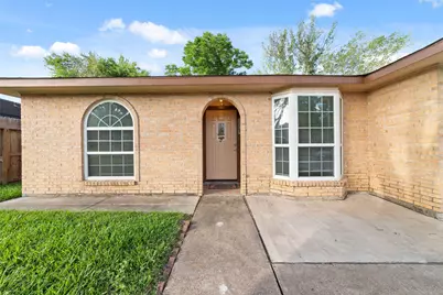 12207 Plumpoint Drive, Houston, TX 77099 - Photo 3