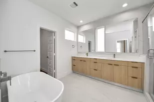 9121 La Pau Ln, Houston, TX 77051 - Photo 31