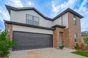 1643 Solana Dr, Fresno, TX 77545 - Photo 3