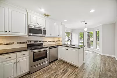 12814 Kingsbridge Lane, Houston, TX 77077 - Photo 9